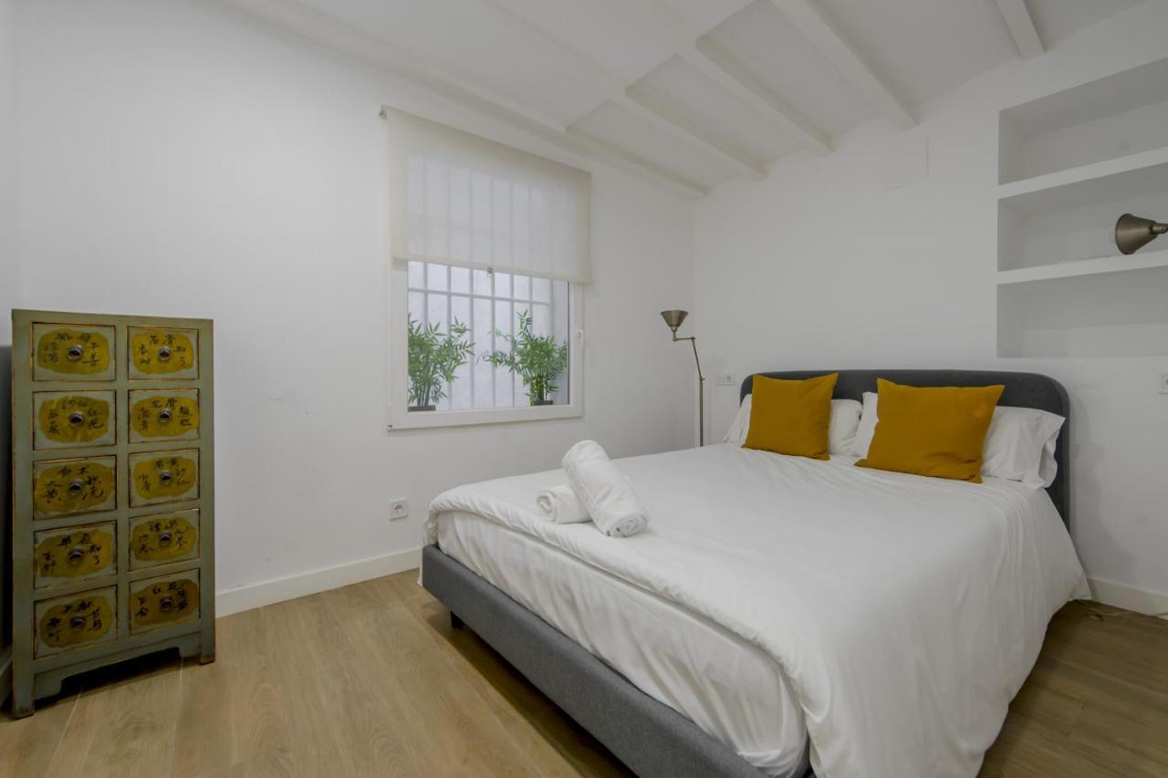 Nuevo Piso Para 7 En El Corazon Del Rastro/Madrid Eksteriør billede
