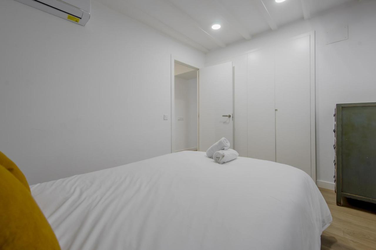 Nuevo Piso Para 7 En El Corazon Del Rastro/Madrid Eksteriør billede