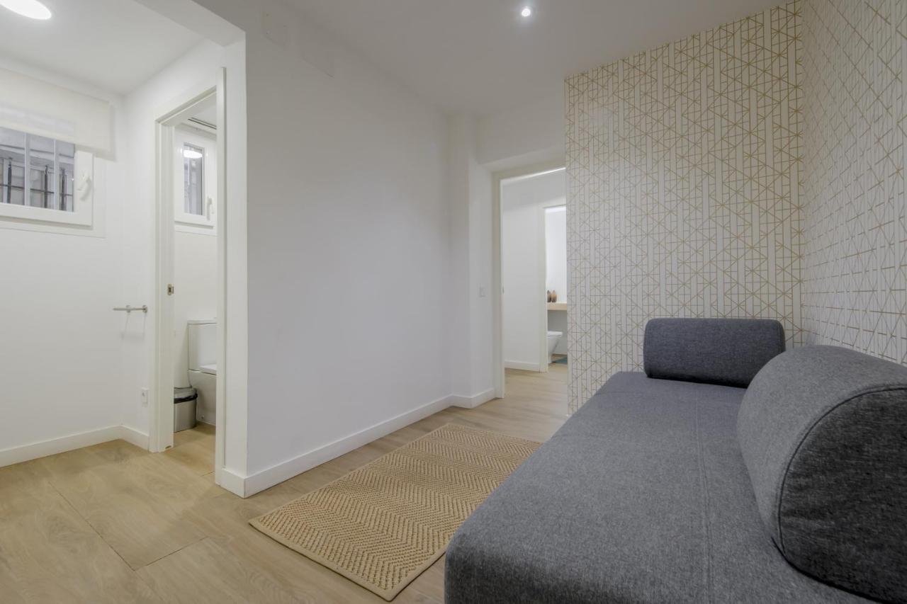 Nuevo Piso Para 7 En El Corazon Del Rastro/Madrid Eksteriør billede