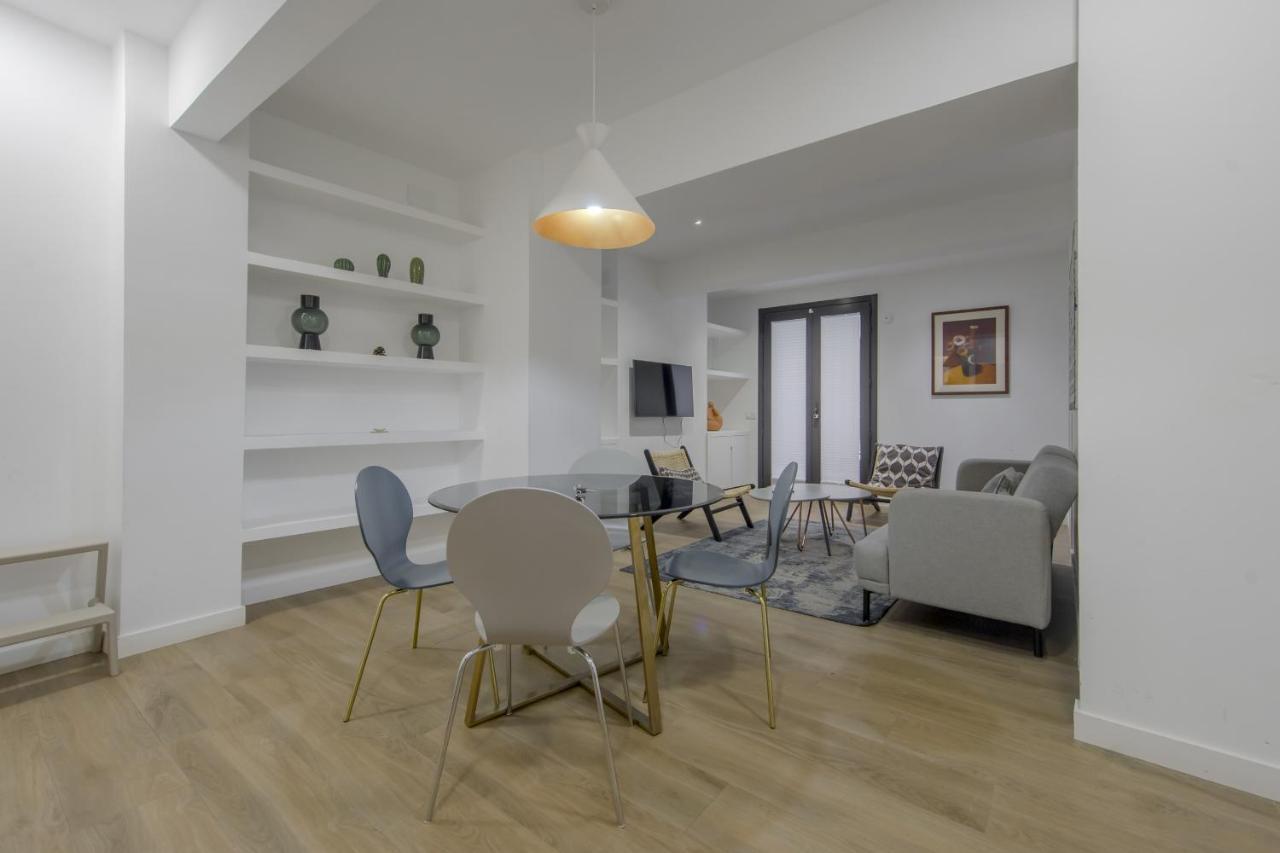 Nuevo Piso Para 7 En El Corazon Del Rastro/Madrid Eksteriør billede