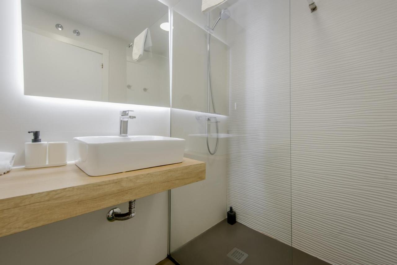 Nuevo Piso Para 7 En El Corazon Del Rastro/Madrid Eksteriør billede